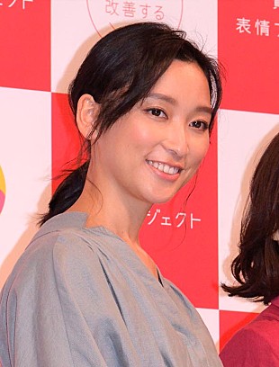 「第３子妊娠中の杏、双子の成長「つられて笑顔に」　樋口可南子は豪華女優の勢ぞろいに大喜び」