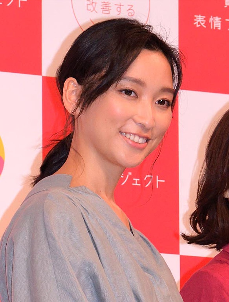 「第３子妊娠中の杏、双子の成長「つられて笑顔に」　樋口可南子は豪華女優の勢ぞろいに大喜び」1枚目/1