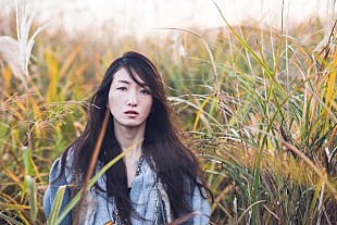 「日食なつこ、自身初ライブDVDのトレーラー映像を公開」