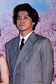 小栗旬「小栗旬、１２年前“花沢類”時代が「スイ－ト期」　役柄と自身のギャップ吐露「僕は基本的に地味」」1枚目/1