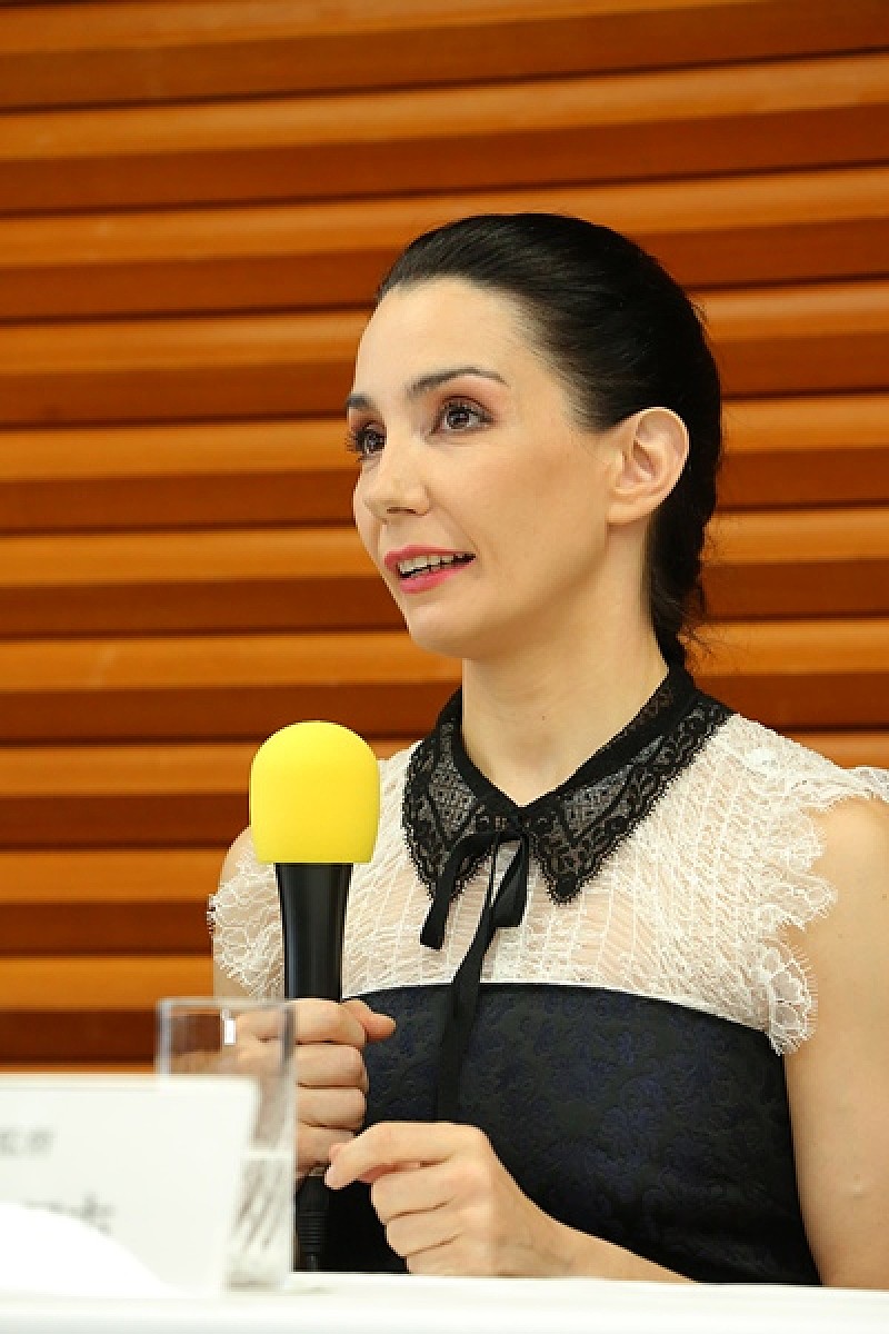 「タマラ・ロホ」2枚目/8