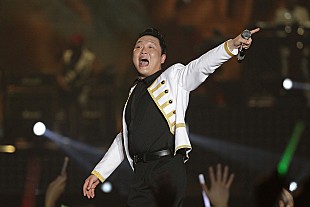 「PSY「江南スタイル」の記録破り、YouTubeで最も再生された動画になったのは？」