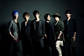 UVERworld「UVERworld、アルバム『TYCOON』のアートワーク公開　歌詞ブックレット内にはTAKUYA∞撮りおろし写真も」1枚目/3