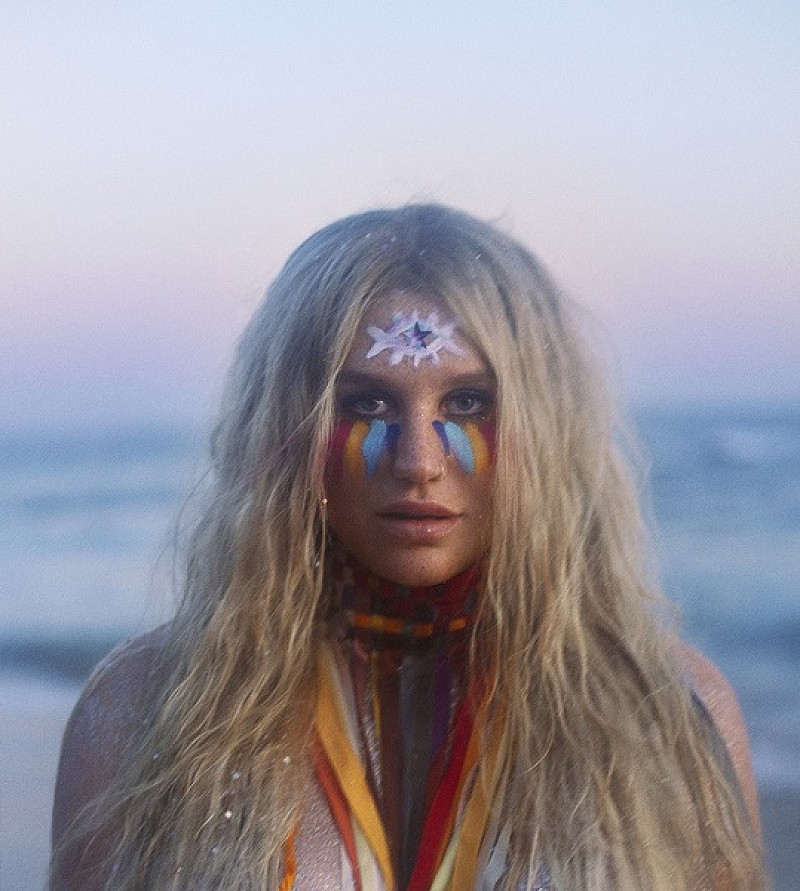 新生KESHA4年ぶりの来日、新作8/16発売＆日本のファンへのメッセージ動画も公開