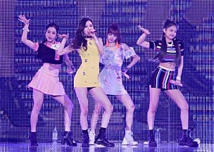 「BLACKPINK、神戸コレクションで初の大トリ！ イベントも過去最大の動員数を記録」