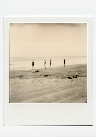 「THE NOVEMBERS ベストAL特設サイトで川谷絵音のインタビュー＆再録音源を公開」