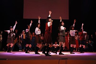 「秋元康プロデュース 新劇団「劇団4ドル50セント」の劇中歌が“めちゃくちゃ良い”と話題に」