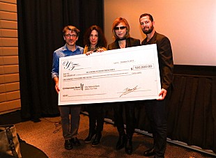 「YOSHIKIが1127万円寄付「皆様の1日でも早い回復を祈って」米ハリケーン被災者を支援」