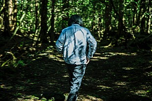 「サカナクション主宰レーベルより発売！ 山口一郎の“雲の上の人だった”藤原ヒロシの新AL『slumbers』」