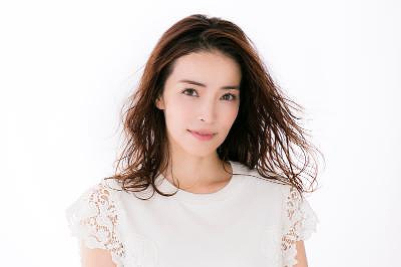 知念里奈、デビュー20周年記念コンサート開催決定 ゲストに中川晃教など出演 