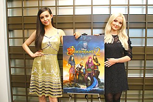 「『ディセンダント2』ダヴ・キャメロン＆ソフィア・カーソン来日インタビュー MJを彷彿させるダンスナンバーやメイクアップ法を伝授」