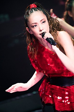 「安室奈美恵 最多100公演ツアーに25周年沖縄凱旋公演、引退発表……怒涛の2017年に見た「私らしく 2018年9月16日を迎えたい」の理由」