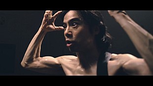 「エレファントカシマシ新曲「RESTART」MV解禁、宮本が主人公のサラリーマンを熱演」