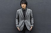 椎名慶治「椎名慶治 アーティスト活動20周年記念ツアー決定！ ソロ活動7周年11/11には新SG『凹凸』リリース」1枚目/2