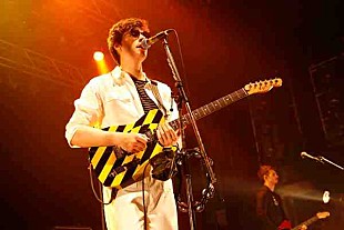 「ザ・ストライプス2年ぶりのジャパン・ツアー終了、ソールドアウト東京公演のレポートが到着」