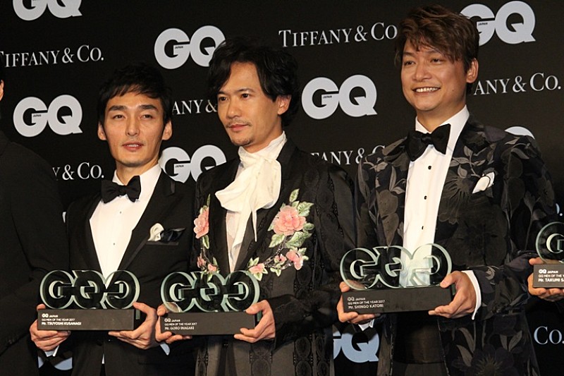 草なぎ剛「こんな奇跡的なことがあるんだ…」　稲垣＆香取と「ＭＥＮ　ＯＦ　ＴＨＥ　ＹＥＡＲ」を受賞