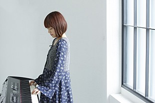 「  川嶋あい、15周年のキックオフは映画館でバースデーライブ」