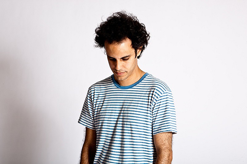 フォー・テット「Four Tet、ライブセットでの来日公演が決定　単独公演としては約7年半振り」1枚目/1