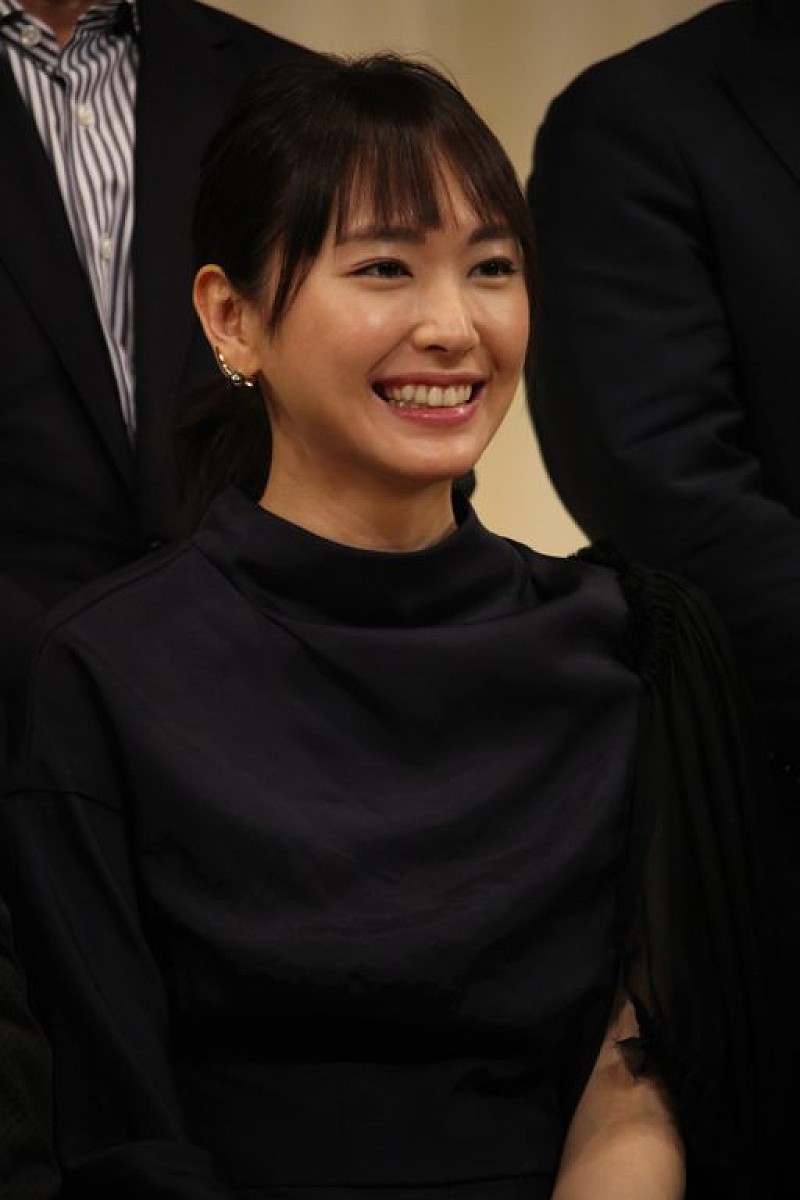 「ガッキ－、主演女優賞受賞で“なまはげ”の激励思い出す　「かわいい」のは「役のおかげ」」1枚目/1