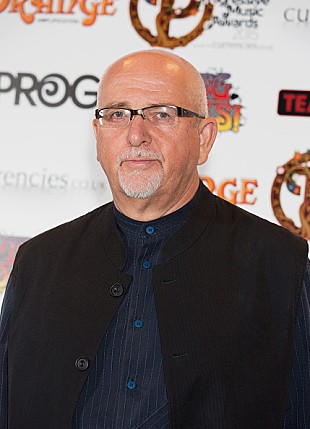 「『2月13日はなんの日？』英国ロック界が誇る鬼才、ピーター・ガブリエルの誕生日」