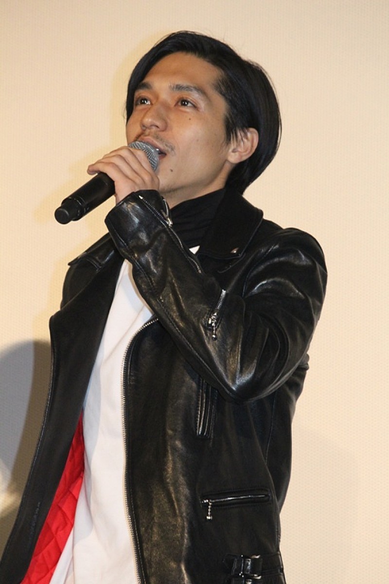 「錦戸亮、サプライズの贈り物にドキドキ　“米８０キロ”に「爆発とかせえへん？」」1枚目/1