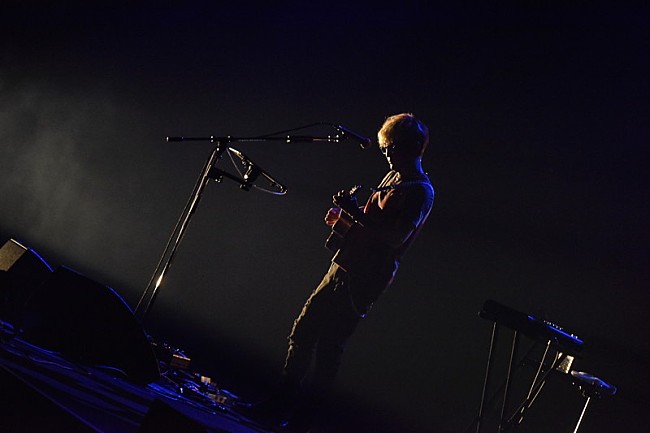 「スガ シカオ「ハロー！ 東京ーー！」デビュー21周年当日の記念日ライブが大盛況」1枚目/6