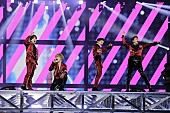 SHINee「＜ライブレポート＞SHINee、5本の赤いバラは“あなたに出会えてよかった”　涙と温かさに溢れた東京ドーム公演でのベストライブ」1枚目/10