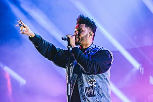 「ザ・ウィークエンド、新曲のためにMVを撮影している姿が目撃される」