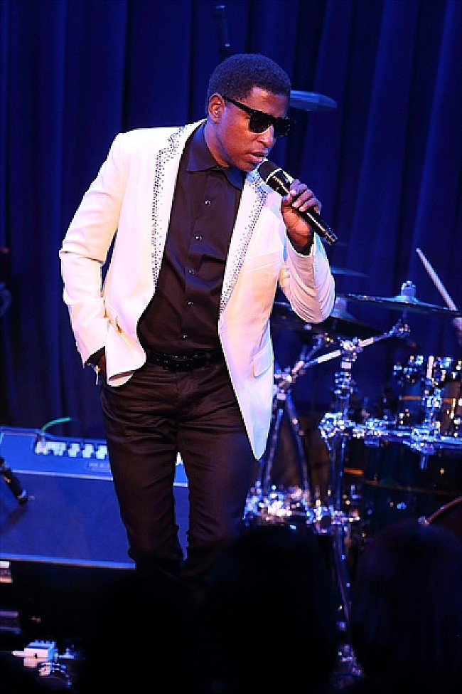 「『4月10日はなんの日？』90年代音楽シーンを代表するトップ・プロデューサー、ベイビーフェイスの誕生日」1枚目/1