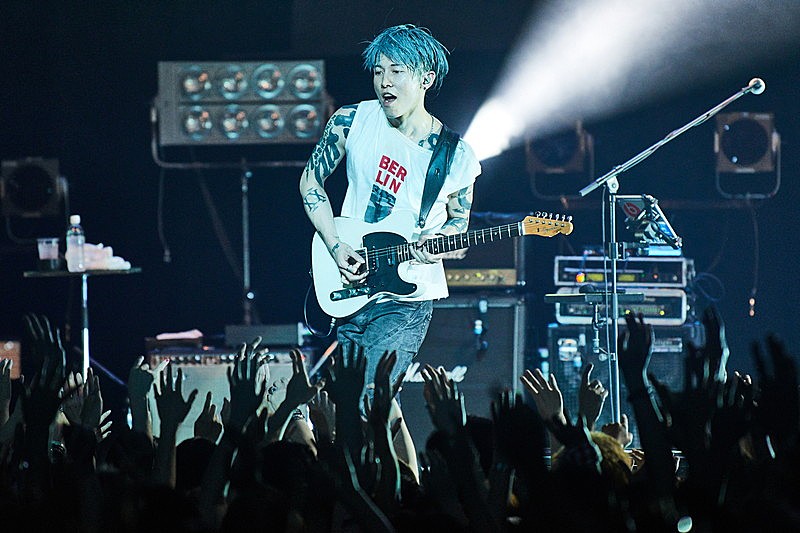 MIYAVI「」2枚目/7