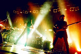 「ACID ANDROID“yukihiro”が“yukihiro”を使いその世界観を表現！ 2018年初ライブのレポート到着」