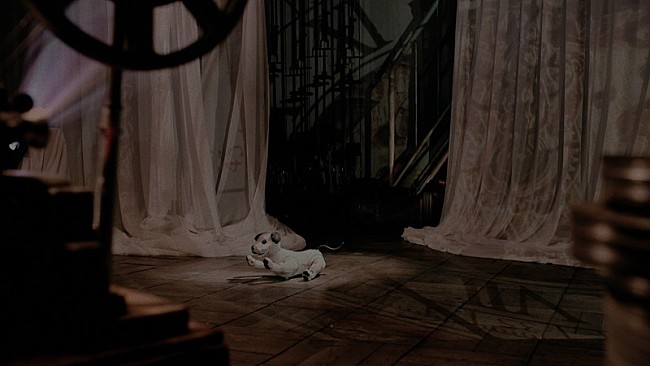 「石野卓球に続くコラボ第2弾、「aibo×小袋成彬」動画公開」1枚目/5