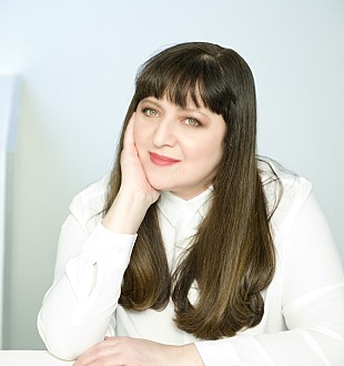 「元マット・ビアンコの歌姫バーシア、9年ぶり待望のニューALリリース」