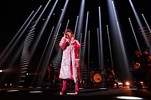 「AI、4年ぶりのオリジナルアルバムを掲げた全国ツアー【和と洋】の映像作品が発売決定」