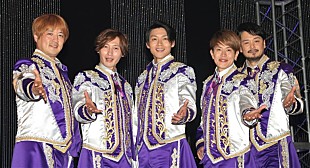 「純烈 小田井、ＬｉＬｉＣｏとの新婚生活を披露　「お互いを抱き枕にして眠っている」」