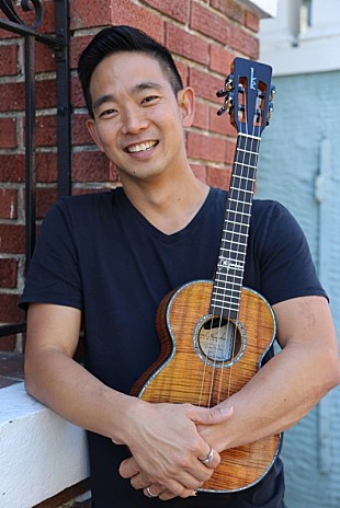 「ジェイク・シマブクロ、2年ぶりのアルバムリリース、日本ツアーが決定」