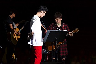 「コブクロ初の“2人だけ”全国ツアー開幕、「原点回帰ではなく、新しい挑戦」」