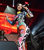 「カーディ・B、ドナルド・グローヴァーとチャイルディッシュ・ガンビーノが別人と勘違い？」1枚目/1