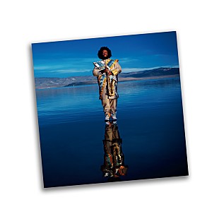 「カマシ・ワシントン、最新ALより新曲「STREET FIGHTER MAS」MV公開」