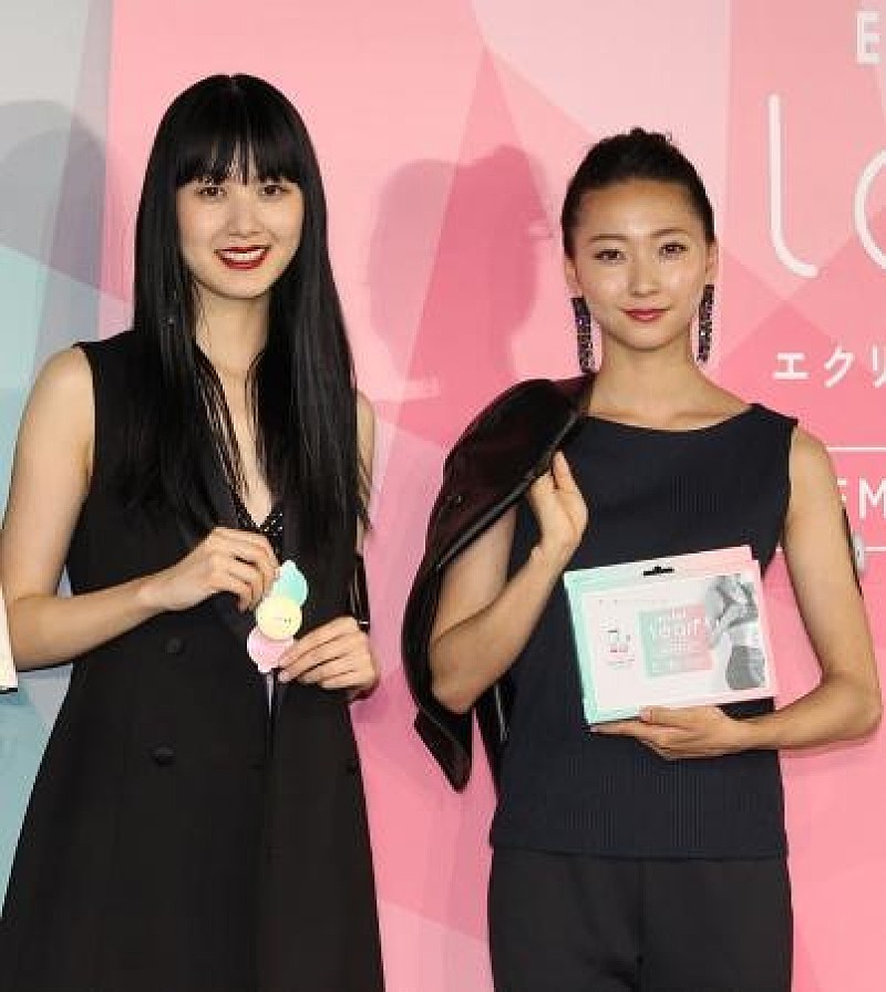 「新井貴子、「『要る』『要らない』が突きつけられる現場」　国際派モデルとして「ブレない自分を大切に」」1枚目/1