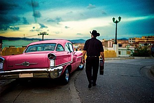 「三浦大知/坂本龍一/村上龍/トータス松本らからコメント続々、『ブエナ・ビスタ・ソシアル・クラブ★アディオス』が心を動かす理由とは」