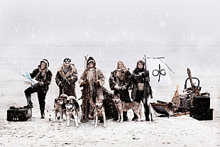 「ディープ・パープル、噂の“最後の来日公演”直前に2枚組アルバムをリリース」