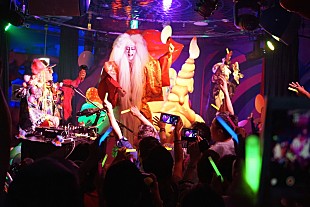 「DJ KOO、原宿・KAWAII MONSTER CAFEで「和」×「Kawaii」盆踊りに挑戦」