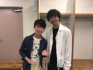 「映画『リメンバー・ミー』主人公ミゲル役の石橋陽彩、憧れの三浦大知とのツーショット公開」