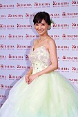 「倉科カナ、ウエディングドレス姿を披露　理想のプロポ－ズは「日常の中で…」」1枚目/1