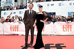 「レディー・ガガ、【トロント国際映画祭2018】レッドカーペットに登場　初主演映画に「心から感謝しているわ」」