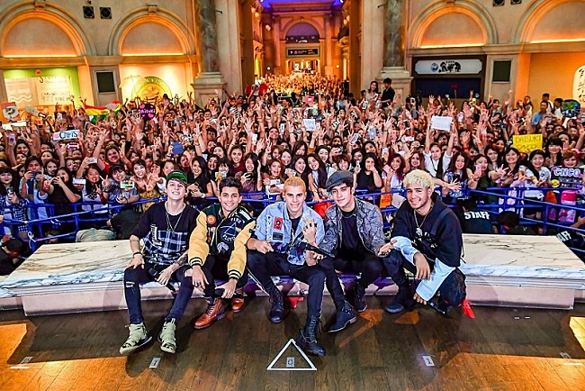 ＣＮＣＯ「『Mステ』＆『スッキリ』出演で話題の＜CNCO＞ 初来日イベントで1,000人が大熱狂　「(日本のファンは)チョーカワイイ！」」1枚目/5