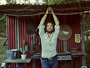 「ジョン・バトラー・トリオ、話題のワンカット映像によるMV「Just Call」を解禁」