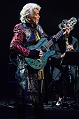 玉置浩二「玉置浩二、最新ソロ・ツアー大阪公演で2700人が「♪Happy Birthday To You」大合唱」1枚目/3