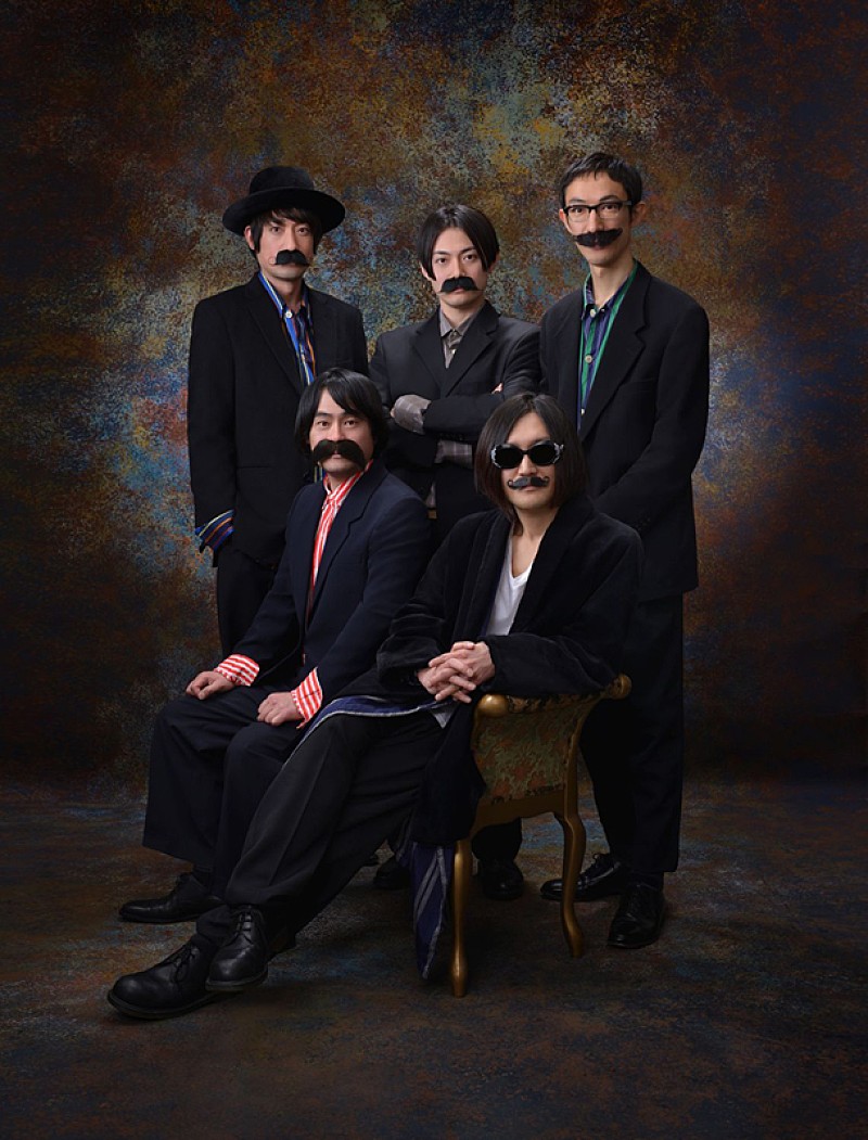 「髭が新曲「きみの世界に花束を」のMV＆メジャーデビュー前夜ライヴの発掘音源の内容を公開」1枚目/1